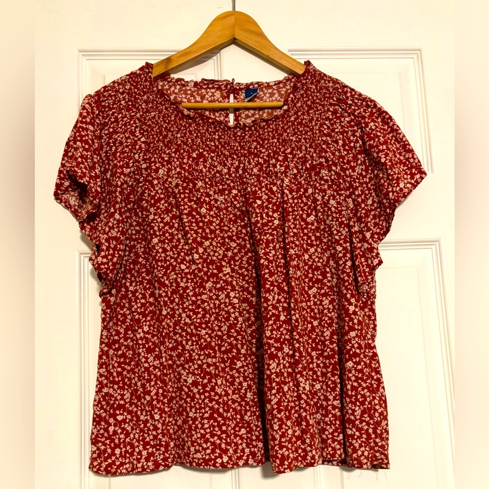 Flutter-Sleeve Smocked Pintucked Swing Blouse L